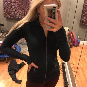 LULULEMON Navy blue zip up